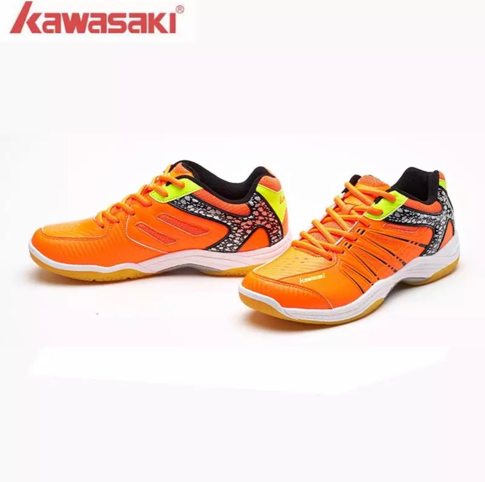 Badmintonové boty oranžové Kawasaki