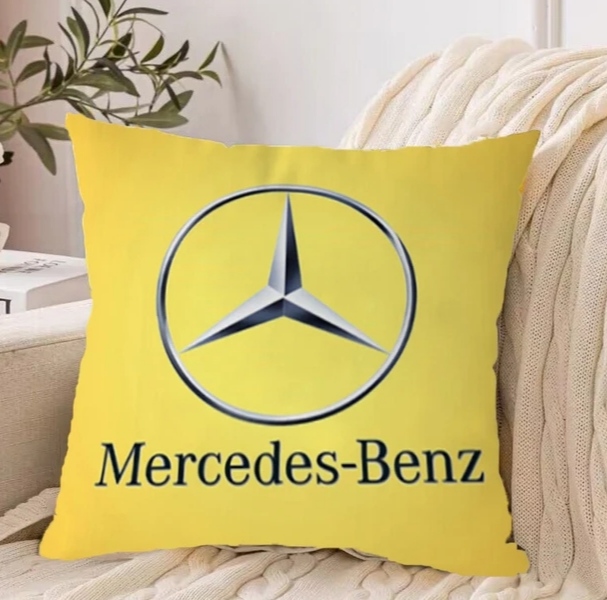 Mercedes Benz polštář 30x30cm žlutý