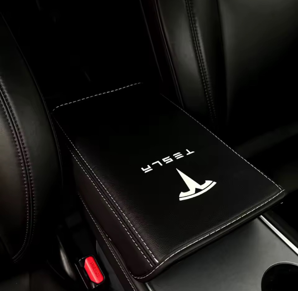 Potah loketní opěrky pro Tesla 3 Y